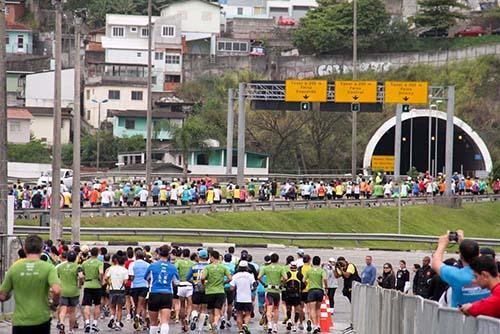 A Maratona Caixa de Santa Catarina 2014 já tem data marcada / Foto: Latin Sports/Divulgação
